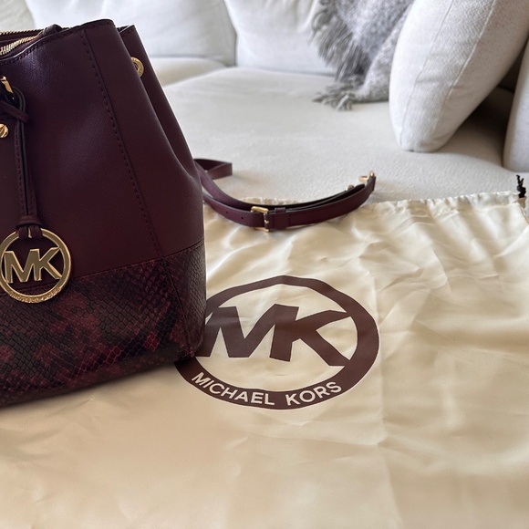 Michael Kors Handbag - Picture 2 of 5